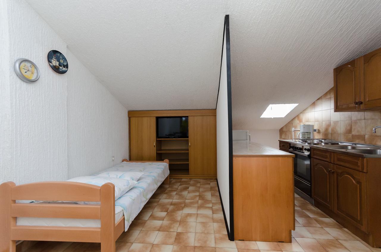 Apartments Dragutin Medulin Exterior photo